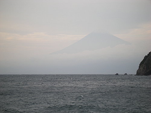 薄く富士山