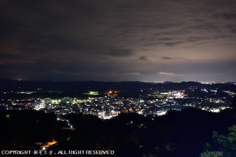 霞ヶ城本丸からの夜景