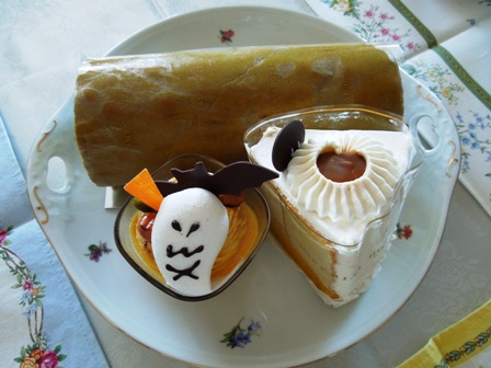 かぼちゃのヴェリーヌとシフォンケーキと抹茶のロール♪