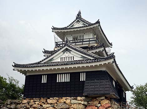徳川家康が17年在城した出世城
